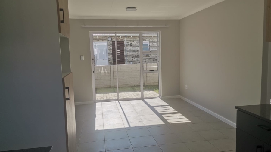 To Let 2 Bedroom Property for Rent in Overbaakens Eastern Cape